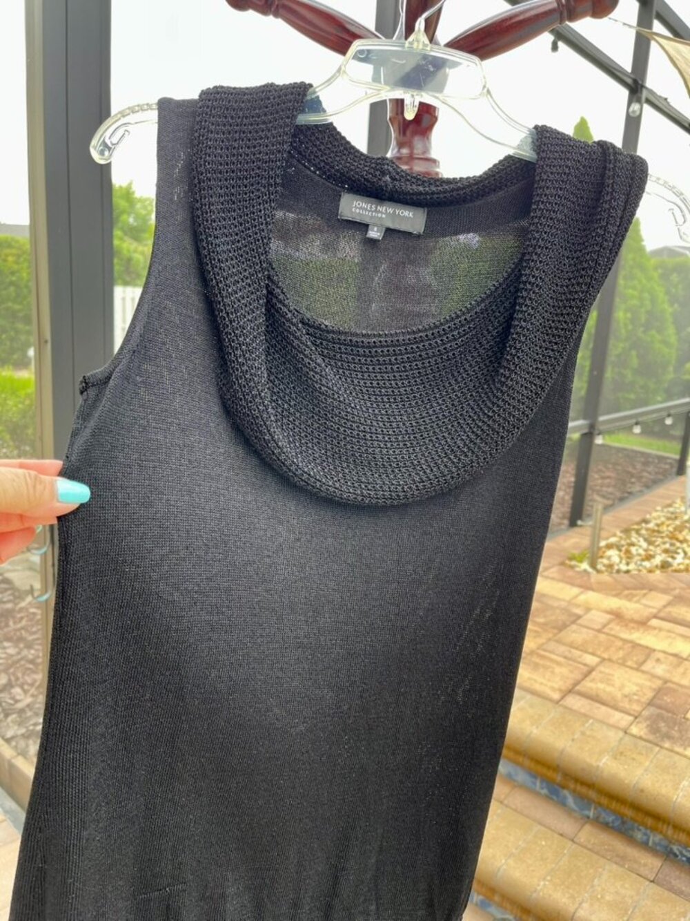 Jones New York Collection Women Black Knit Top Sleeveless Drape Neck Size Small